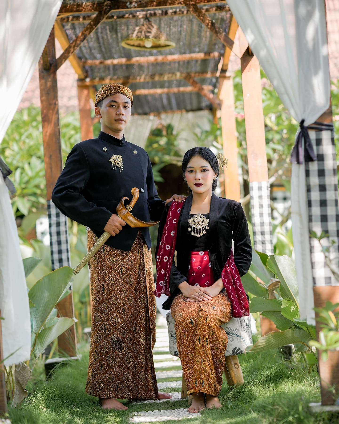 Adegan bernuansa adat Jawa